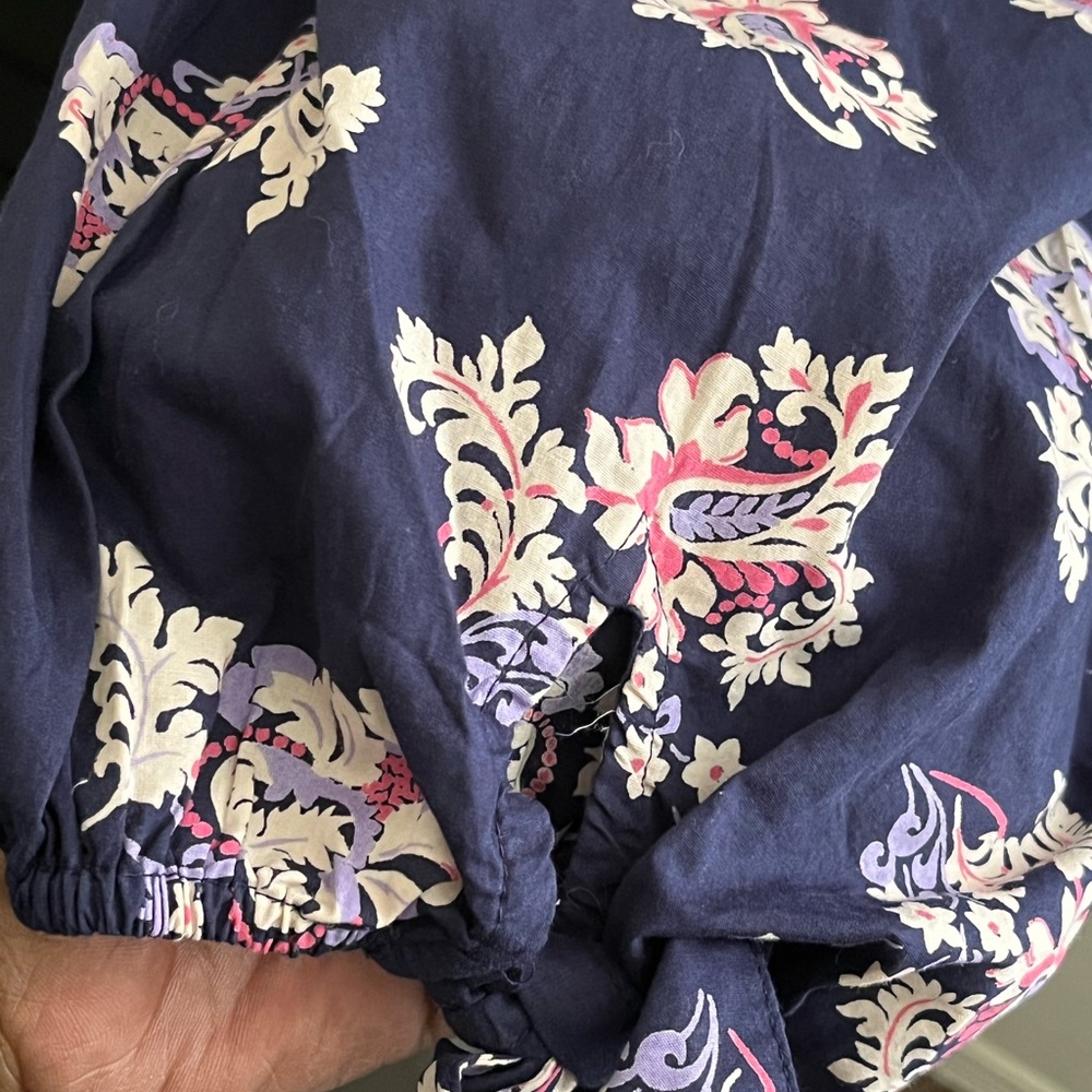 Anthropologie cutout back top - Picture 3 of 4
